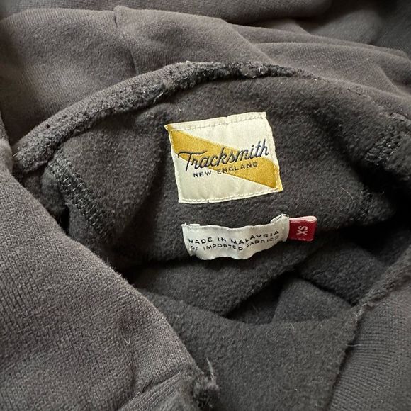 Tracksmith Hoodie Sz XS woman’s black (n102) - Picture 3 of 5